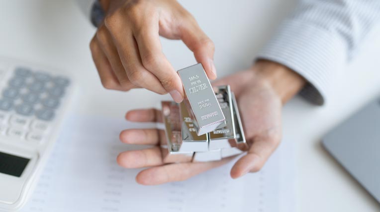 Gümüş Nasıl Alınır? Yatırımı Nasıl Yapılır? 